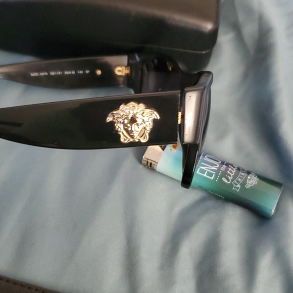 Versace Sunglasses - Picture 5 of 5